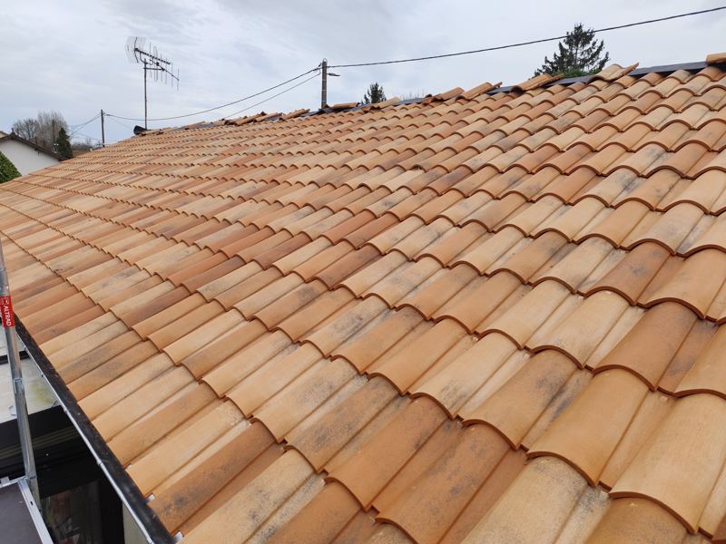 Toiture en tuiles neuves terminée